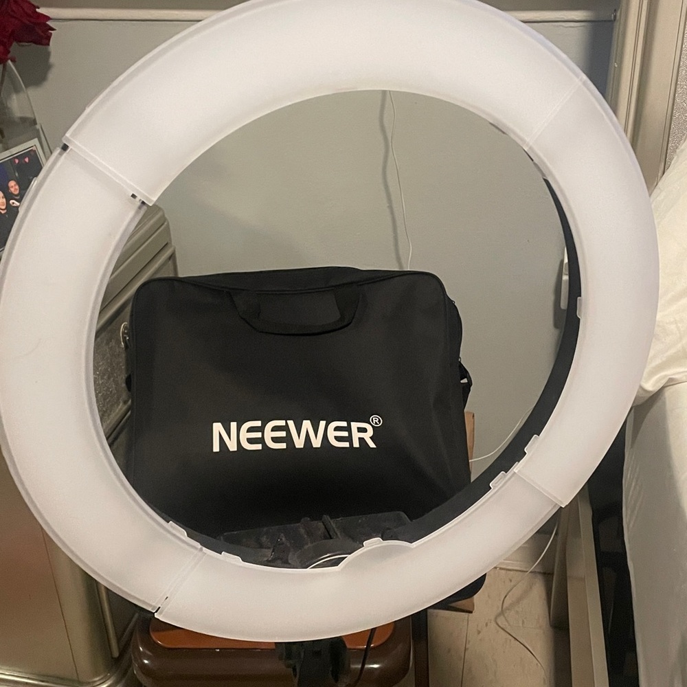 Neewer Ring Light- Best Lighting for Content Creators!
